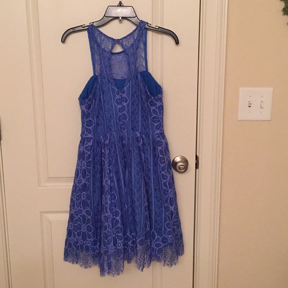 Dress - Picture 2 of 7